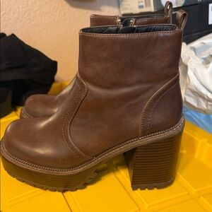 SHEIN Brown Chunky Platform Block Heel Ankle Boots